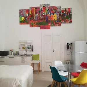 https://giulias-house-of-colors.barihotels.org
