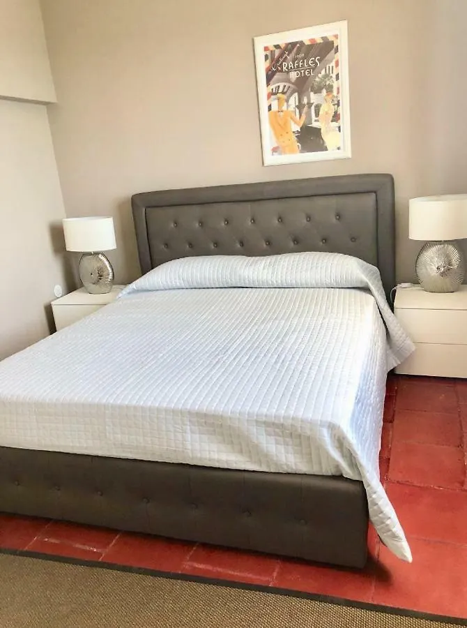 Nettuno Suite Syracuse 0*,